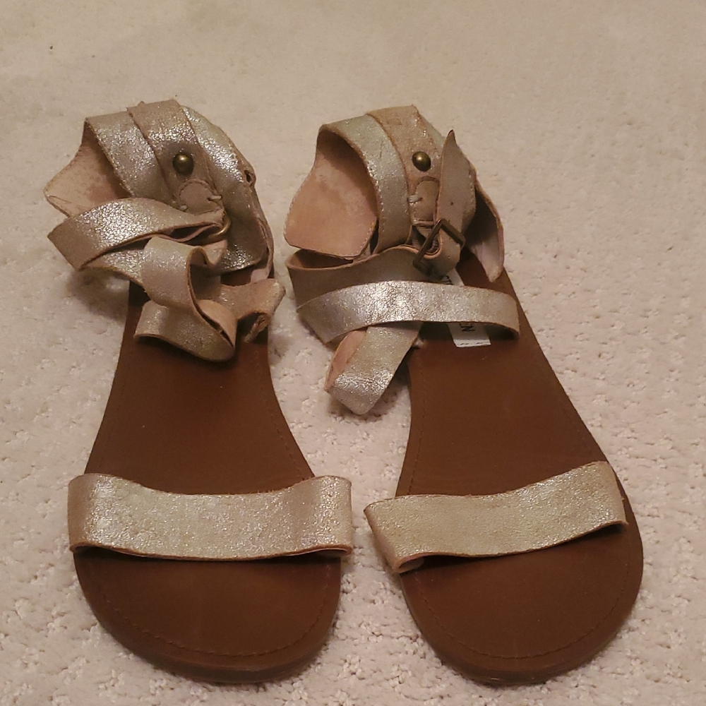 Chic Metallic Women's Sandals